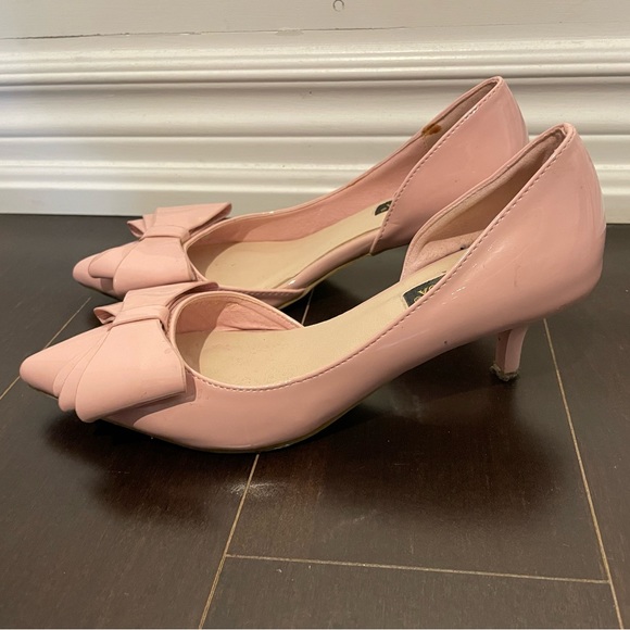 Must go before 31st! Kitten heels size 5 - Picture 3 of 3